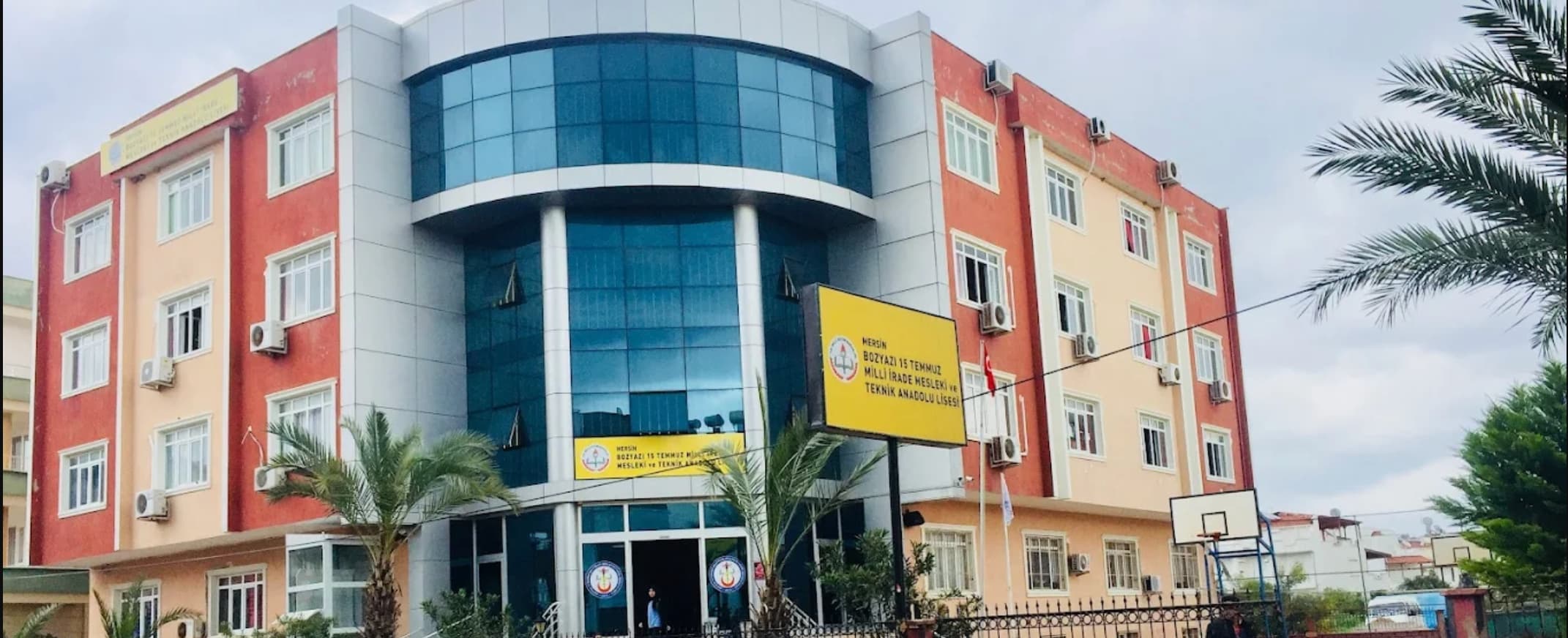 Bozyazı 15 Temmuz Millî İrade Mesleki ve Teknik Anadolu Lisesi