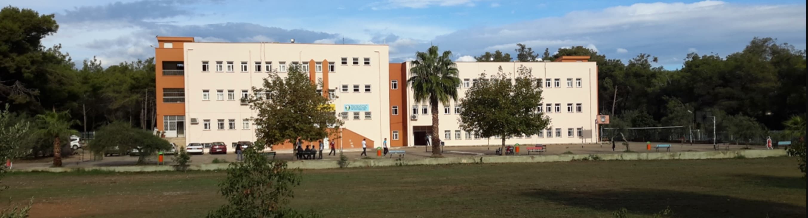 Erdemli Kanuni Mesleki ve Teknik Anadolu Lisesi