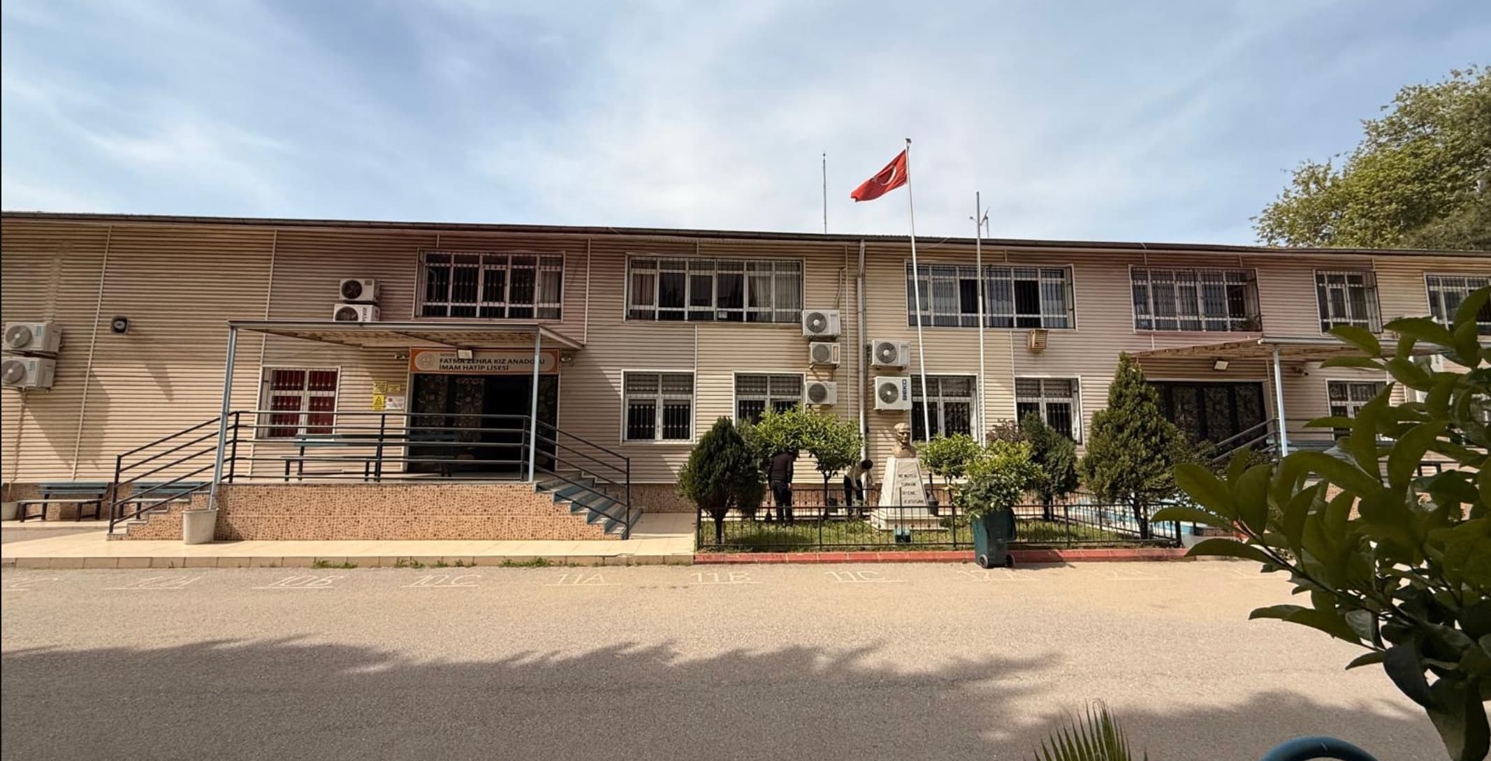 Fatma Zehra Kız Anadolu İmam Hatip Lisesi