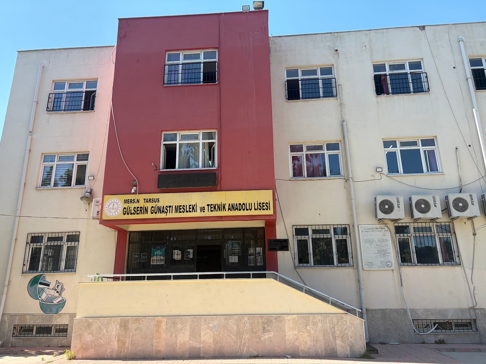 Gülserin Günaştı Mesleki ve Teknik Anadolu Lisesi
