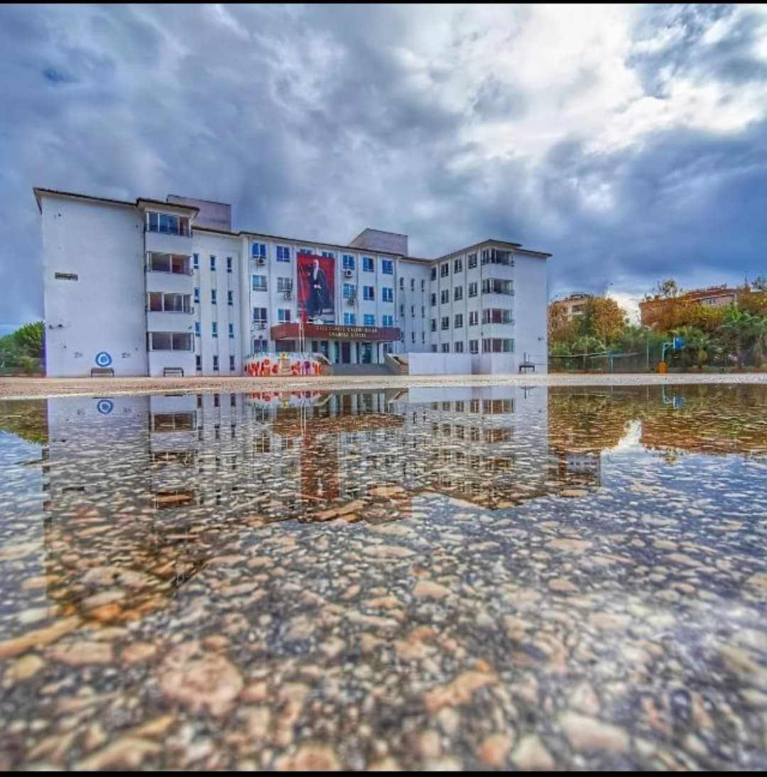 Hacı Zarife-Çelebi Aygar Anadolu Lisesi
