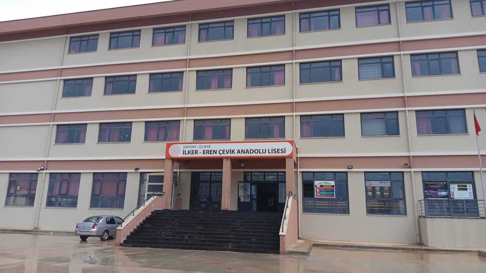 İlker-Eren Çevik Anadolu Lisesi