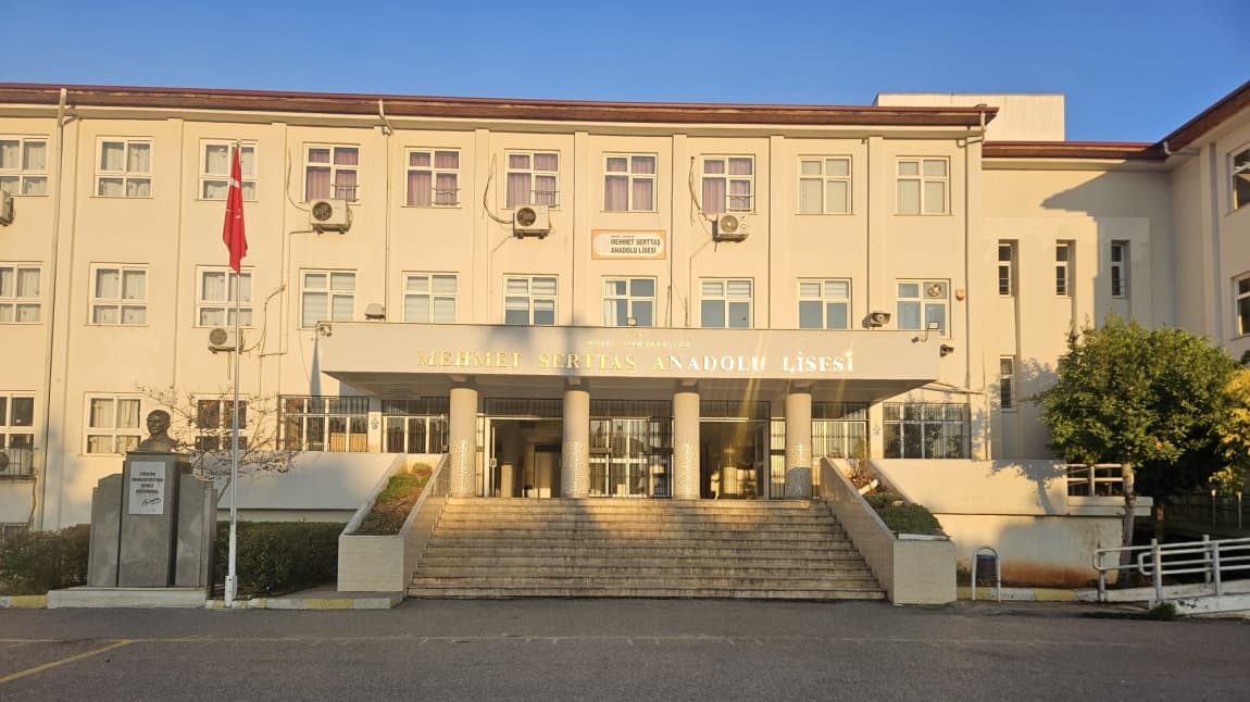 Mehmet Serttaş Anadolu Lisesi