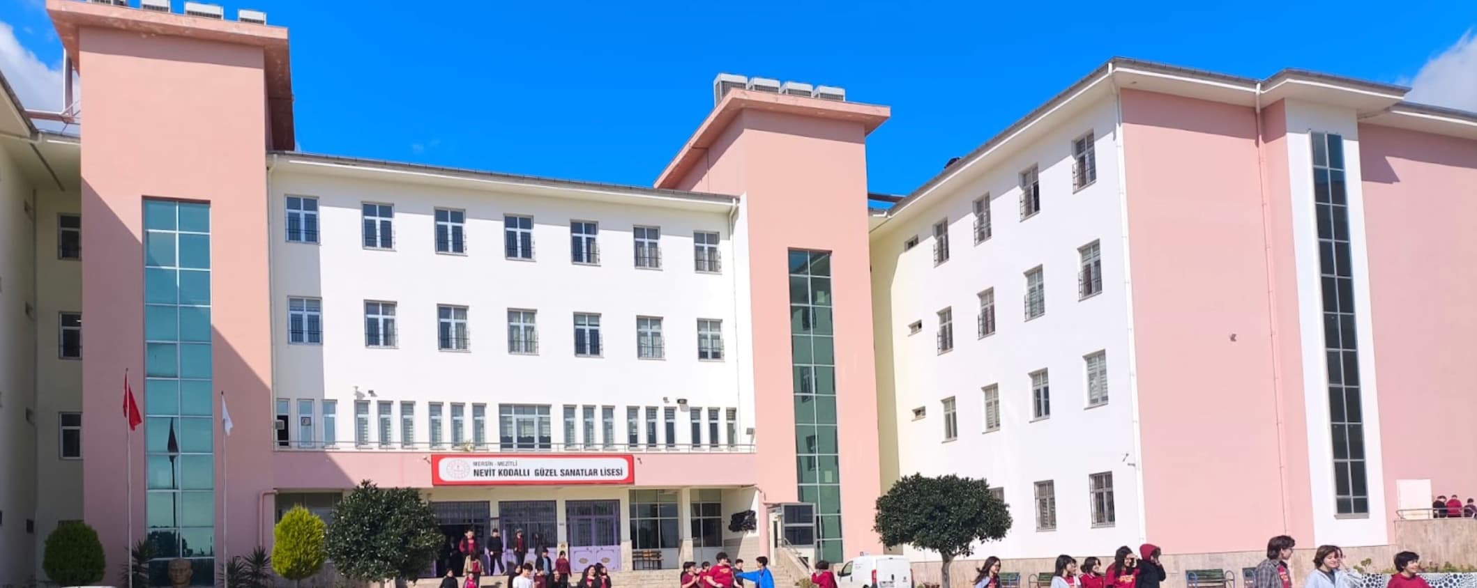 Mersin Nevit Kodallı Güzel Sanatlar Lisesi