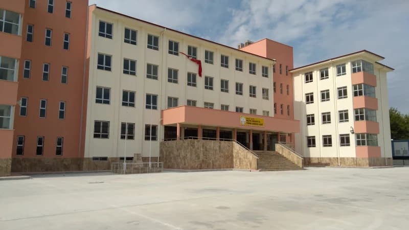 Mezitli Mesleki ve Teknik Anadolu Lisesi