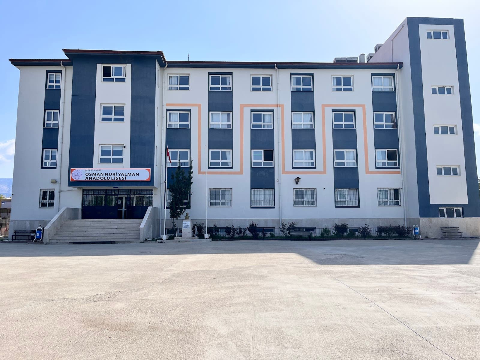 Mut Osman Nuri Yalman Anadolu Lisesi