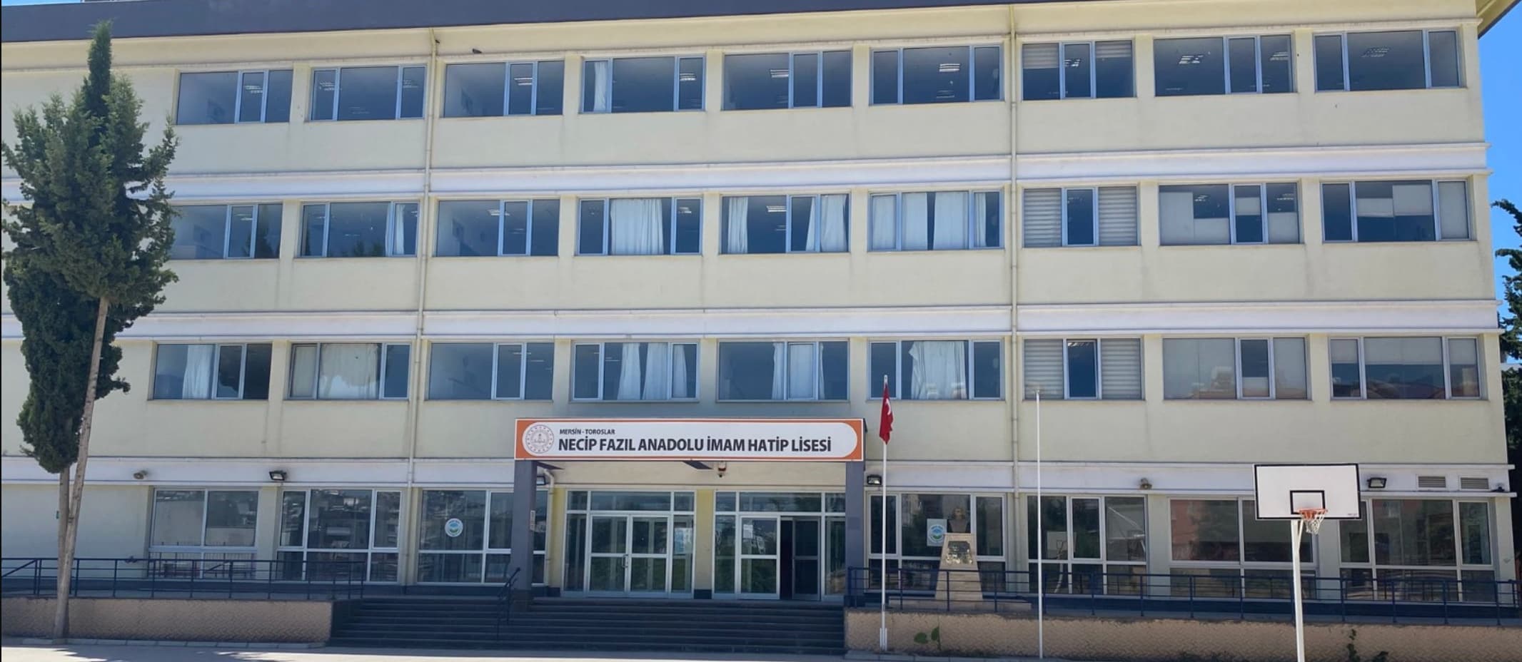 Necip Fazıl Anadolu İmam Hatip Lisesi