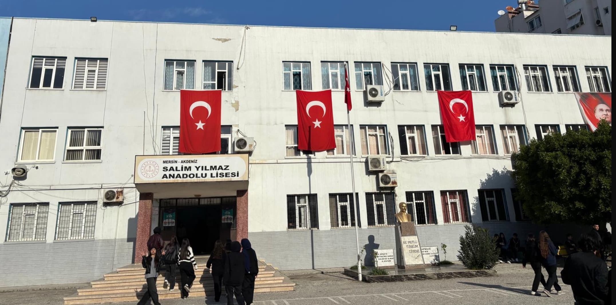Salim Yılmaz Anadolu Lisesi