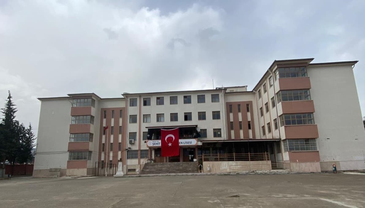 Şehit Ali Gümüş Fen Lisesi