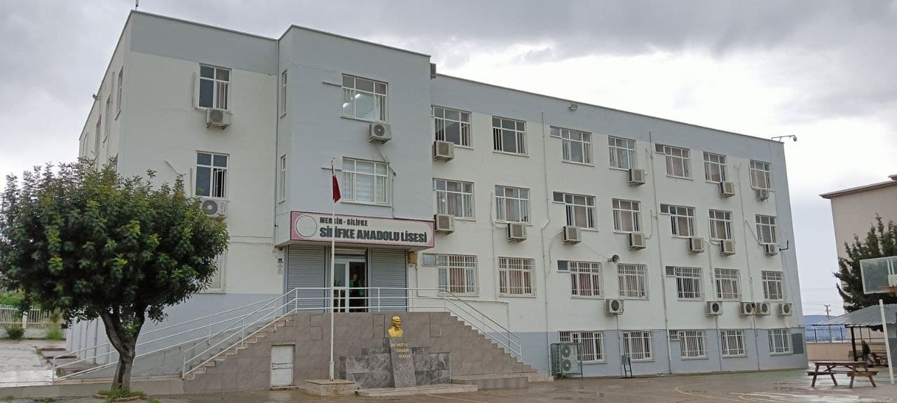 Silifke Anadolu Lisesi