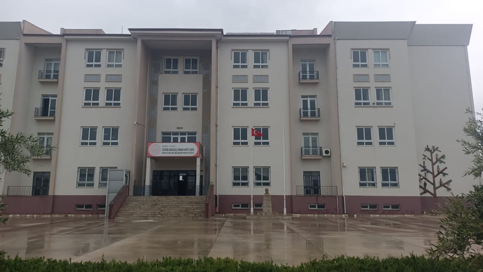 Silifke Anadolu İmam Hatip Lisesi