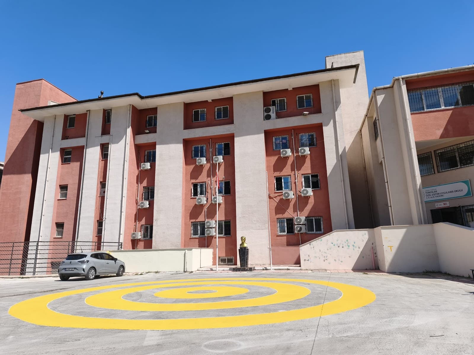 Toroslar Özel Eğitim Uygulama Okulu III. Kademe
